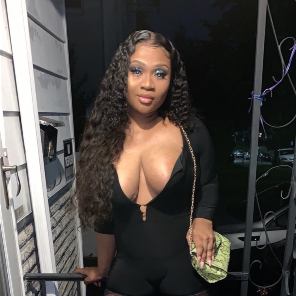 Meet your Posher, Samantha